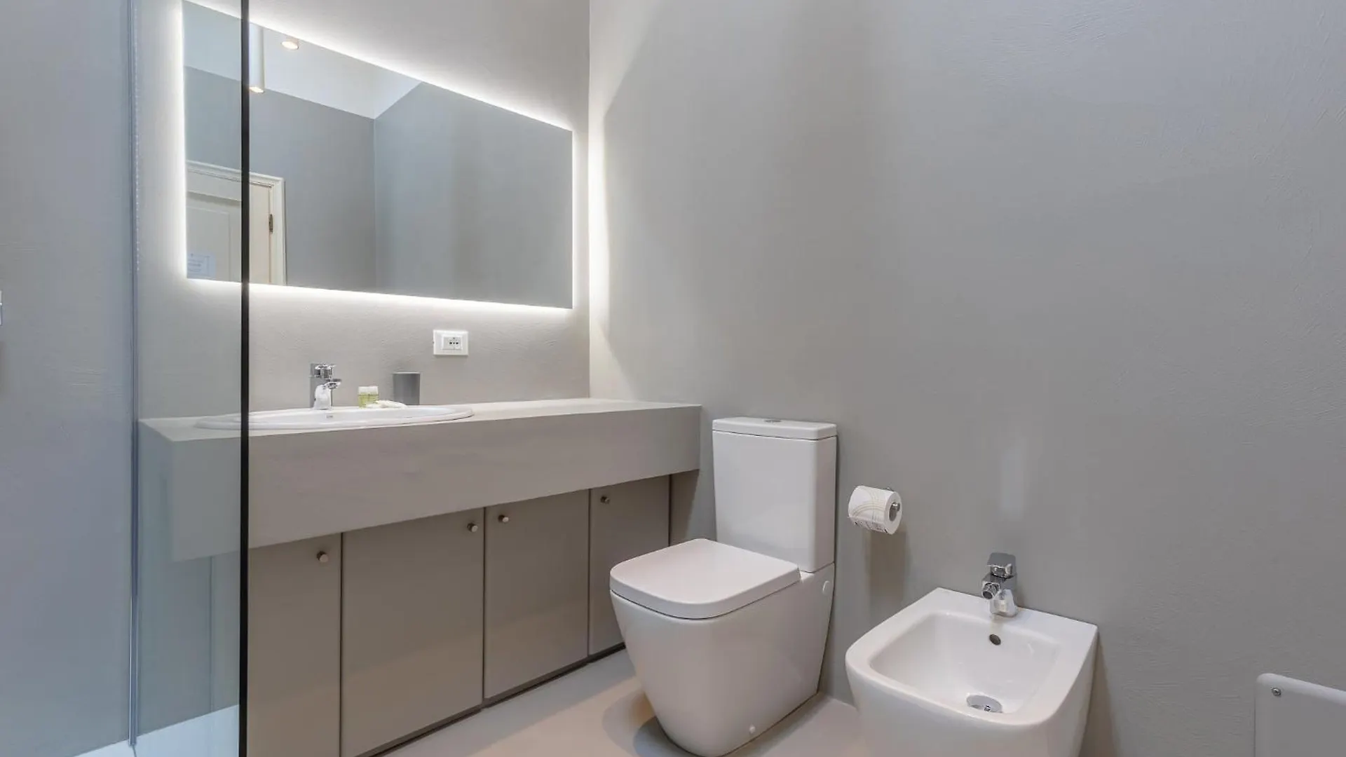 Appartamento Pratello Elegante e Raffinata Mansarda Bologna Italia