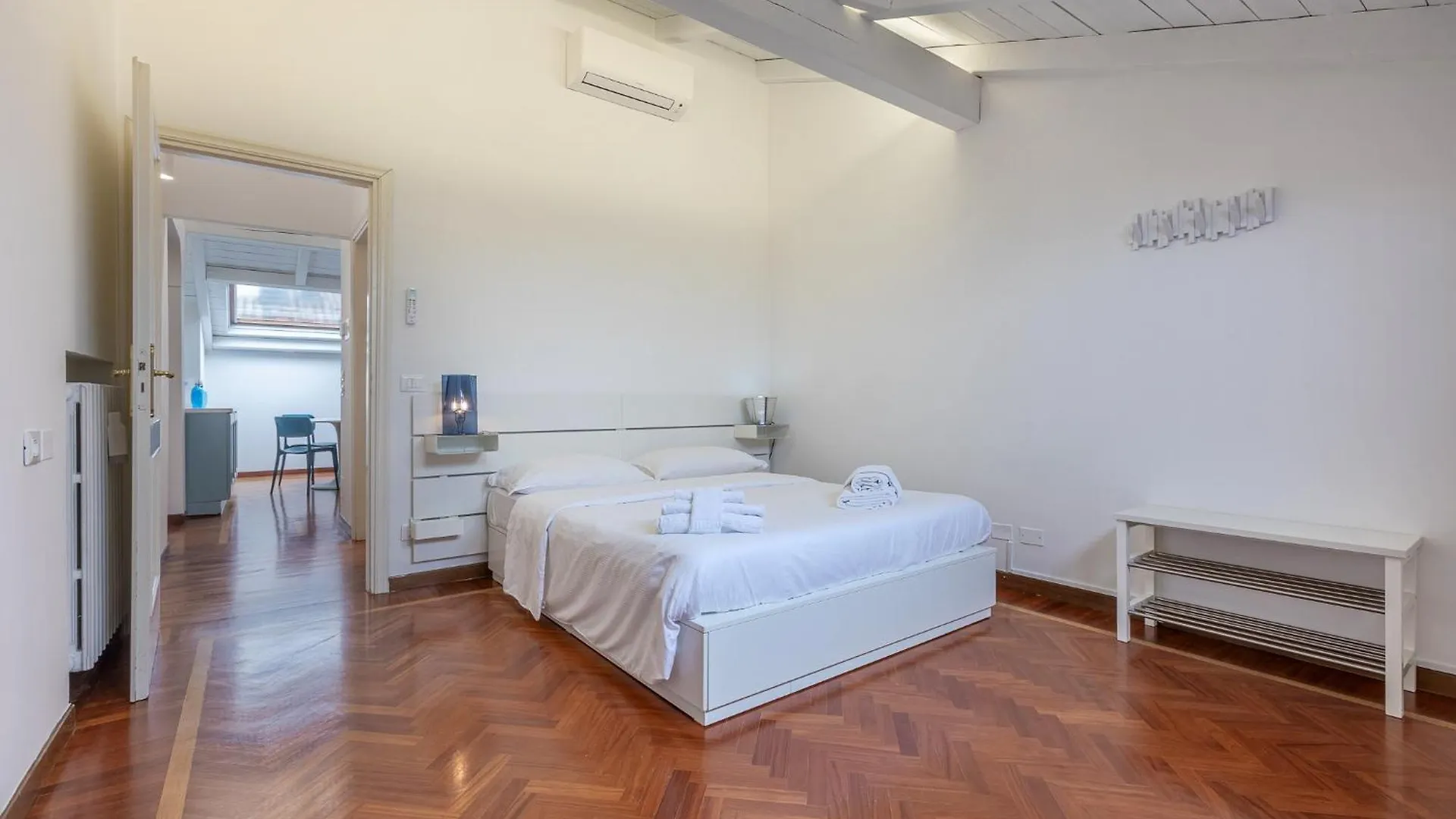 Appartamento Pratello Elegante e Raffinata Mansarda Bologna 0*,  Italia