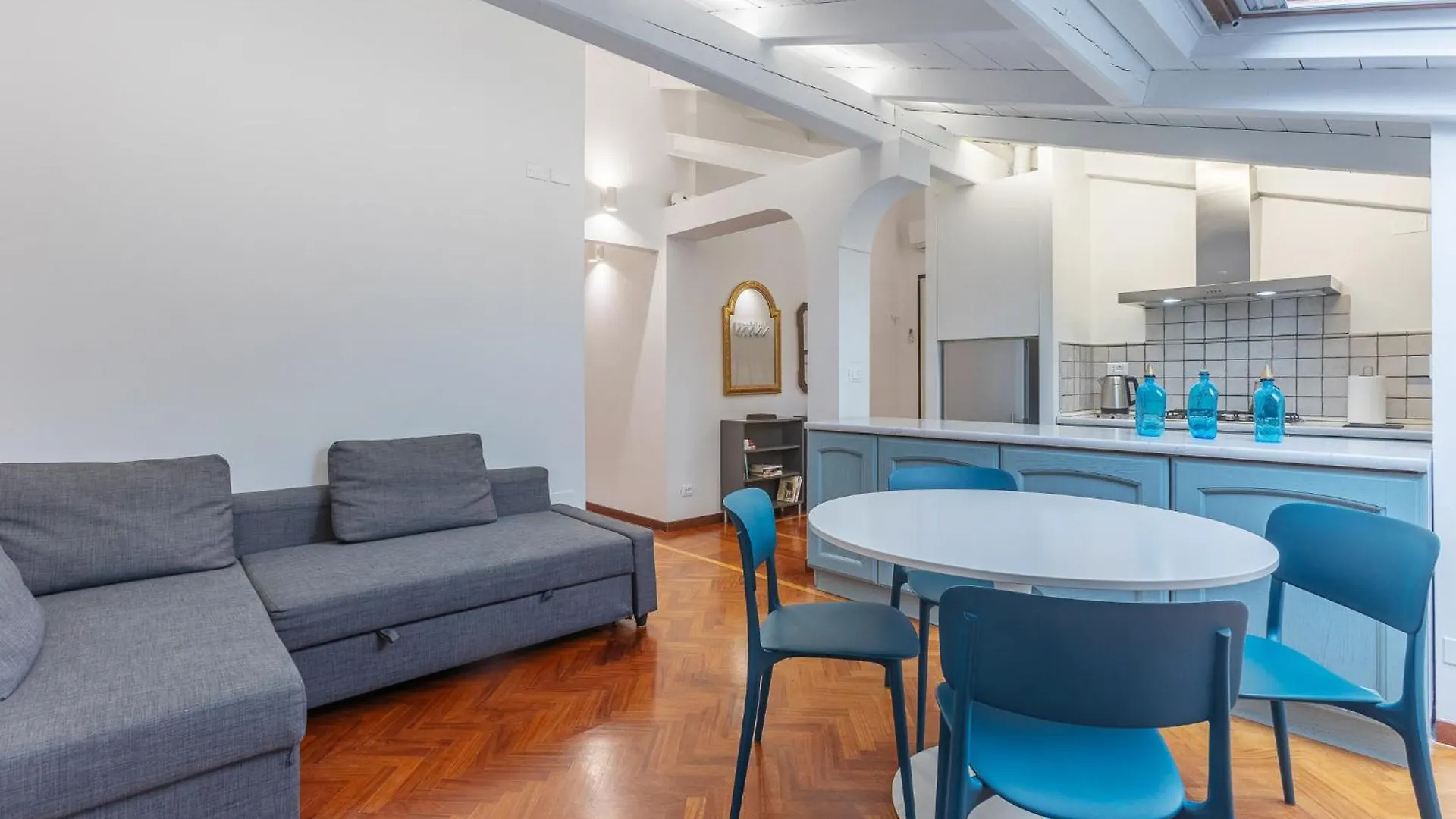 Appartamento Pratello Elegante e Raffinata Mansarda Bologna